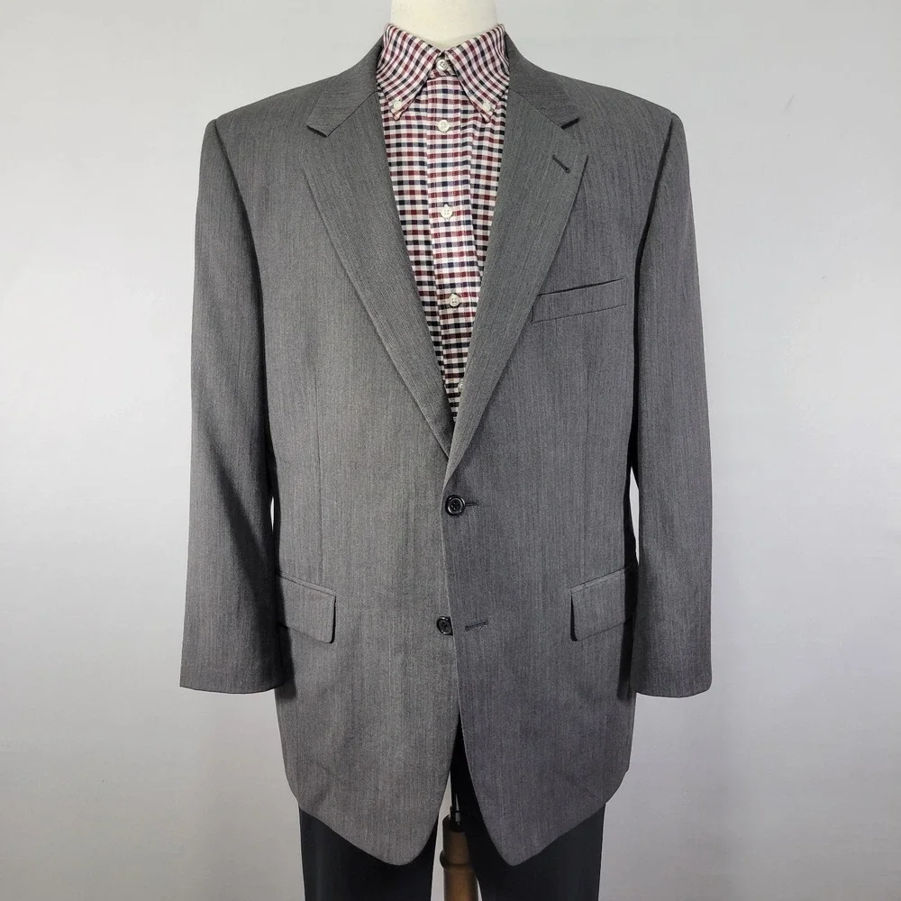 JOS A BANK Signature Mens Sport Coat Blazer Two Button Gray herringbone Wool 46R